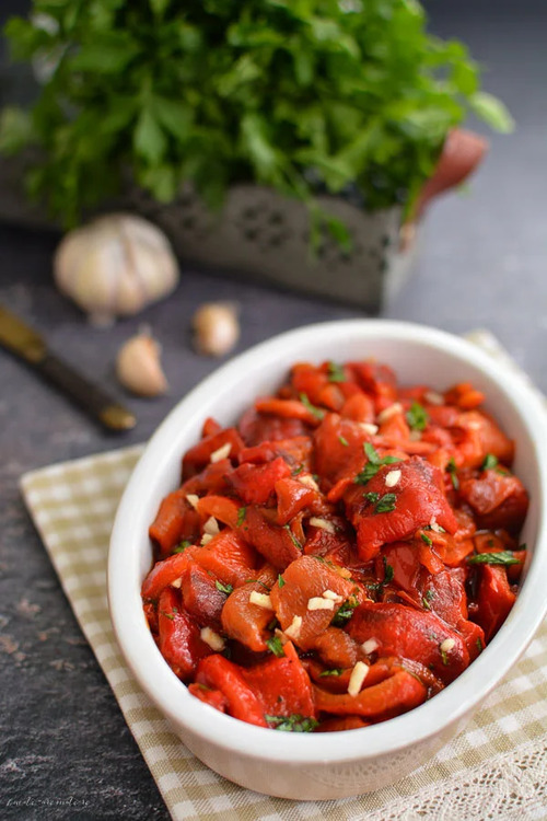 SALATA DE ARDEI COPȚI